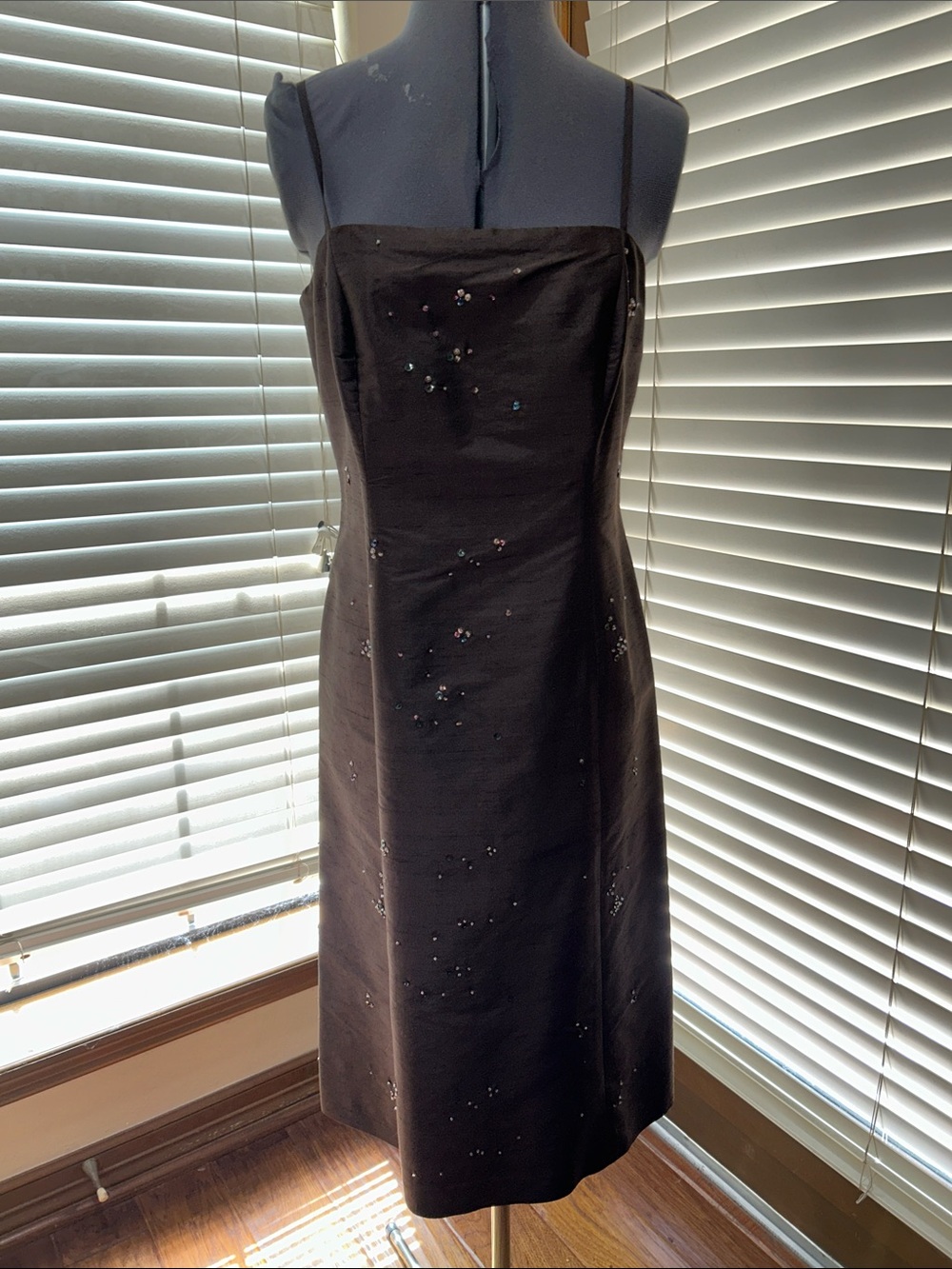 Ann Taylor VTG Elegant Chocolate Brown 100% silk Spaghetti-Strap Evening Dress